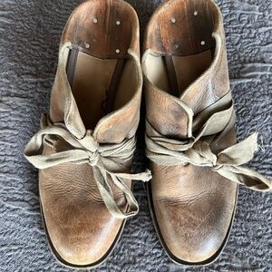 CHEREVICHKIOTVICHKI shoes with Ties